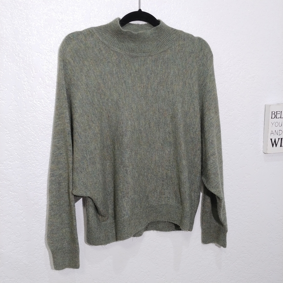 H&M Oversize boxy sweater size M - Picture 1 of 5